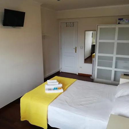 Residencia Compostela サンティアゴ・デ・コンポステーラ