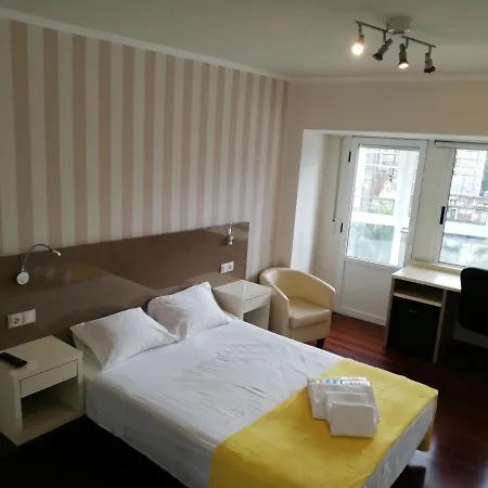 Residencia Compostela サンティアゴ・デ・コンポステーラ
