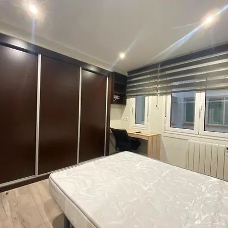 Residencia Compostela サンティアゴ・デ・コンポステーラ