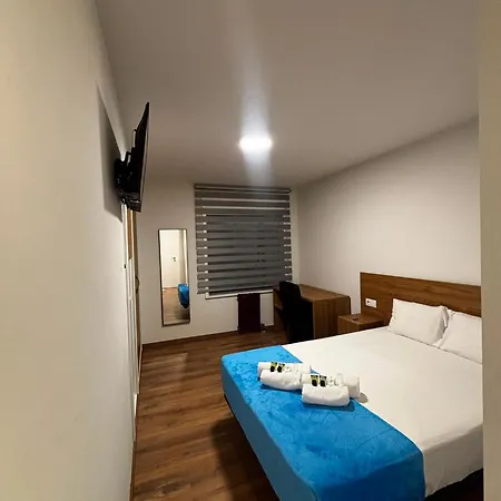 Residencia Compostela サンティアゴ・デ・コンポステーラ