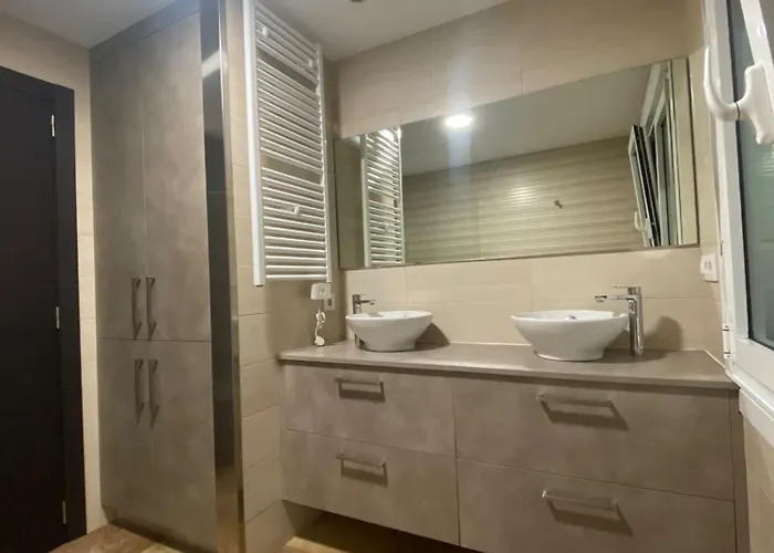 Residencia Compostela Nocleg ze śniadaniem *