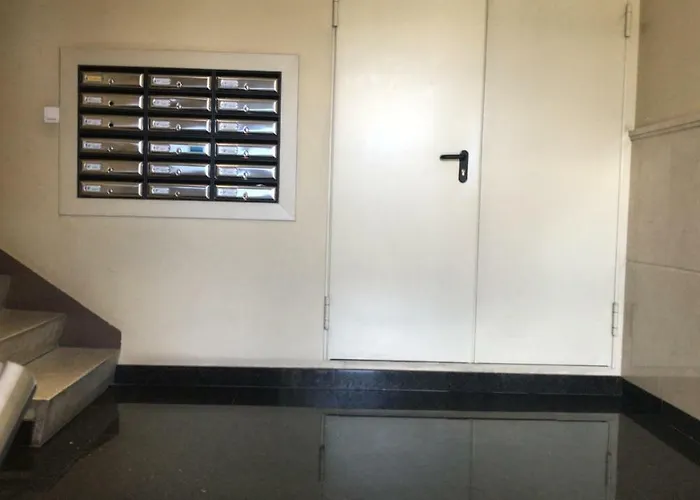 Residencia Compostela * サンティアゴ・デ・コンポステーラ