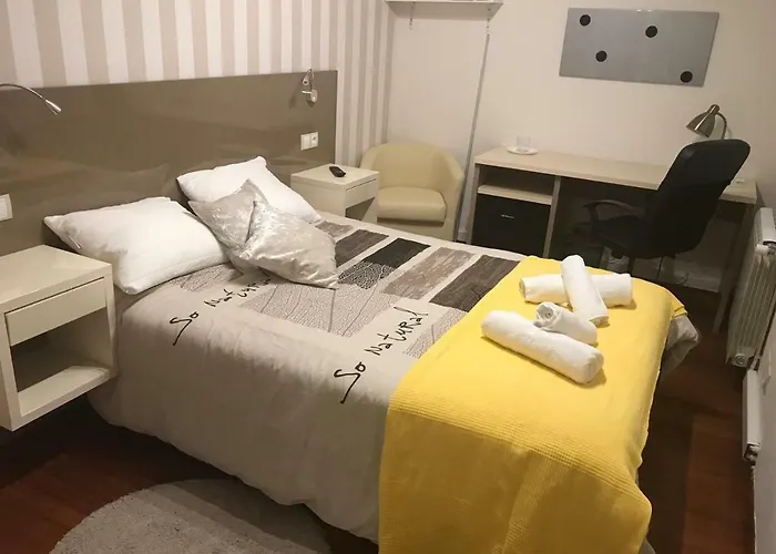 Residencia Compostela Couette-café *